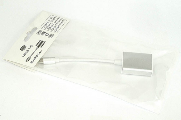 Адаптер Multiport Type-C на VGA для MacBook серебристый Адаптер Multiport Type-C на VGA для MacBook серебристый