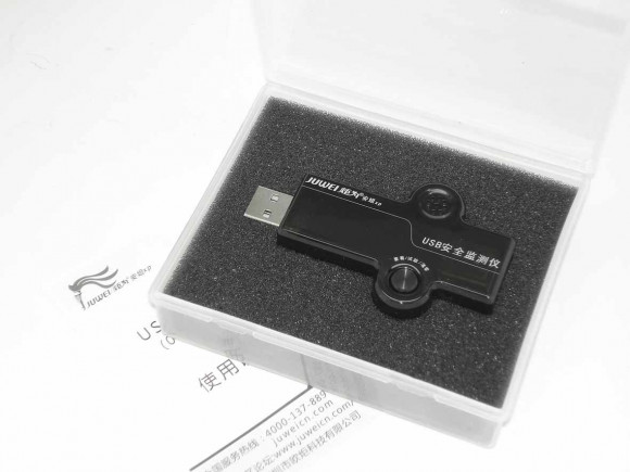 Juwel J7-d USB-тестер для внешних аккумуляторов 5V-7, 4V  0-5, 1A