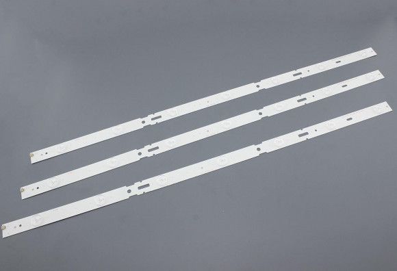 LED подсветка 2014ARC320 3228 B07 (комплект 3шт)