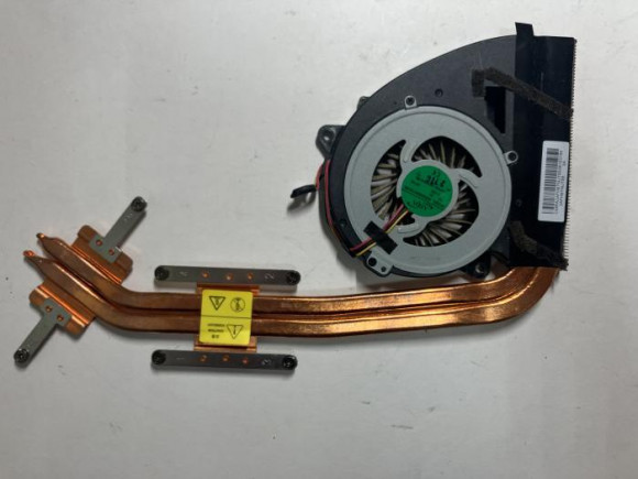 Кулер AD05605HX10G300 от Fujitsu AH532/G21 С разбора
