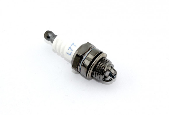 Свеча зажигания для бензопилы L7T 14mm-19mm Hexagon