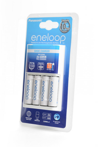 Зарядное устройство для аккумуляторов (элементов питания) Panasonic eneloop K-KJ51MCC40E Basic Charger + 4АА, 1900мАч BL1