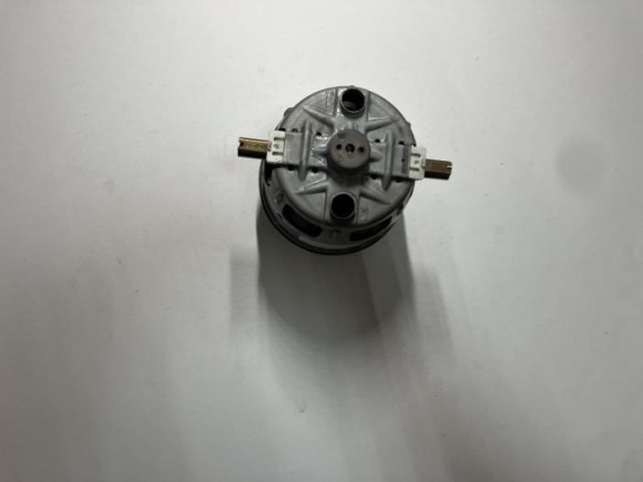 Двигатель hB251 B/S/H/ 4169 от Bosch BGL252103/04