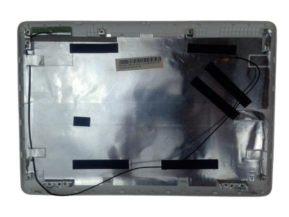 Крышка матрицы Asus EEE PC 1005HA, белая (с разбора) Крышка матрицы Asus EEE PC 1005HA, белая (с разбора)