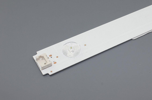 Светодиодная подсветка SS_2015ARC490_3228_R05_REV1.0_150717_LM41-00176A Right