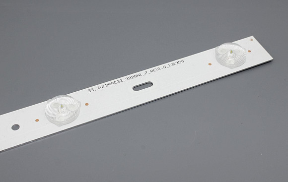 Светодиодная подсветка SS_2013ARC32_3228N1_7_REV1.0_131205 ZCB606