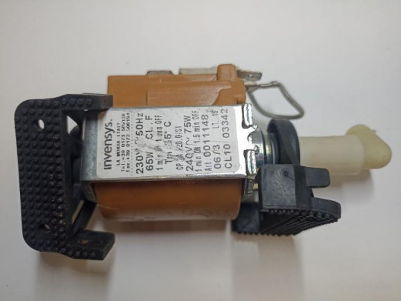 Помпа 11148 Bosch уценено с разбора
