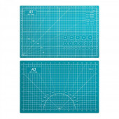 Коврик для макетирования и резки 45x30см A3 двусторонний с разметкой. ПВХ с самовосстанавливающимся покрытием. Цвет зеленый Коврик для макетирования и резки 45x30см A3 двусторонний с разметкой. ПВХ с самовосстанавливающимся покрытием. Цвет зеленый