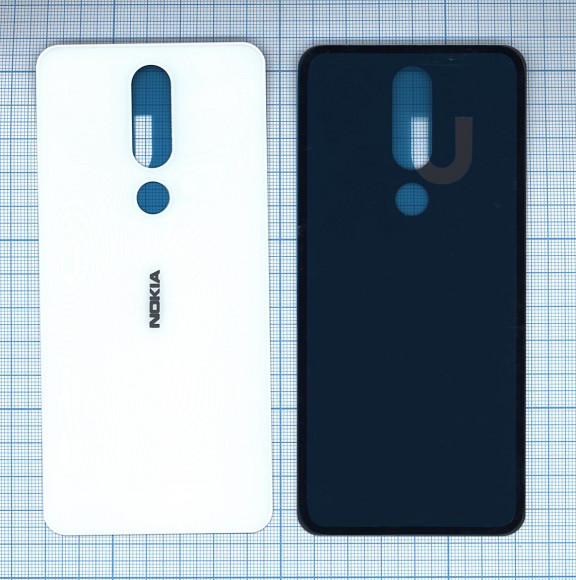 Задняя крышка корпуса для Nokia X5, белая Задняя крышка корпуса для Nokia X5, белая