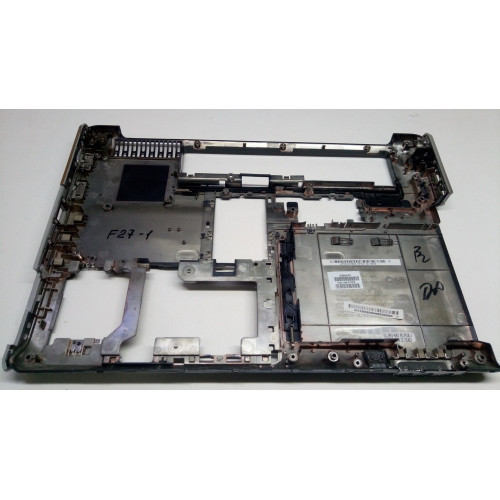 Нижняя часть корпуса HP Pavilion DV7-4000 (с разбора) Нижняя часть корпуса HP Pavilion DV7-4000 (с разбора)